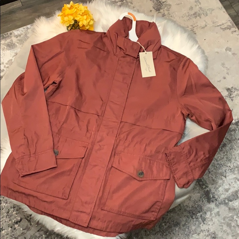 New! Utility Rain Jacket With Hide Away Hood - Picture 3 of 10